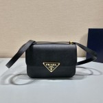 Prada flight attendant bag 🎉 1BD320